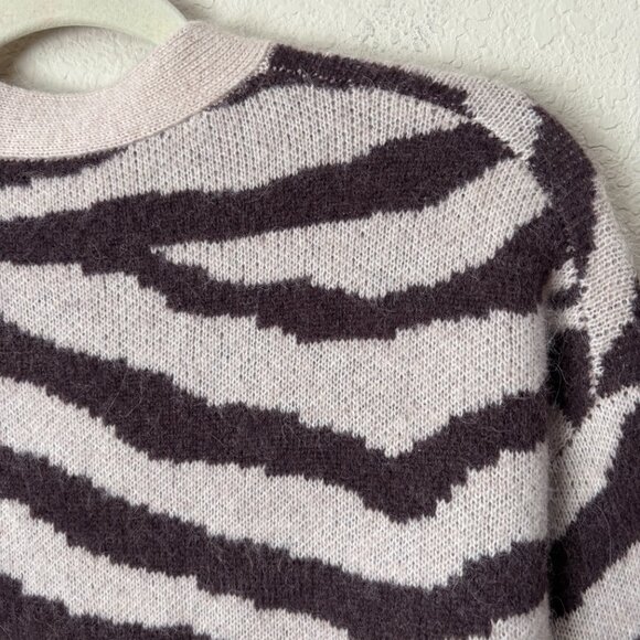 J. Crew Cozy Wool Alpaca Blend Ribbed V-Neck Cardigan Sweater in Zebra Stripe - Picture 13 of 13